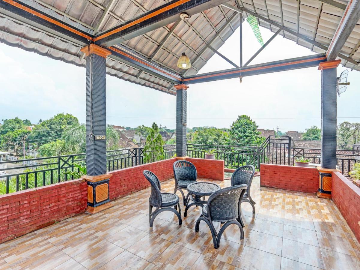 SPOT ON 91337 Pandu Homestay Klaten Wonogiri Bagian luar foto
